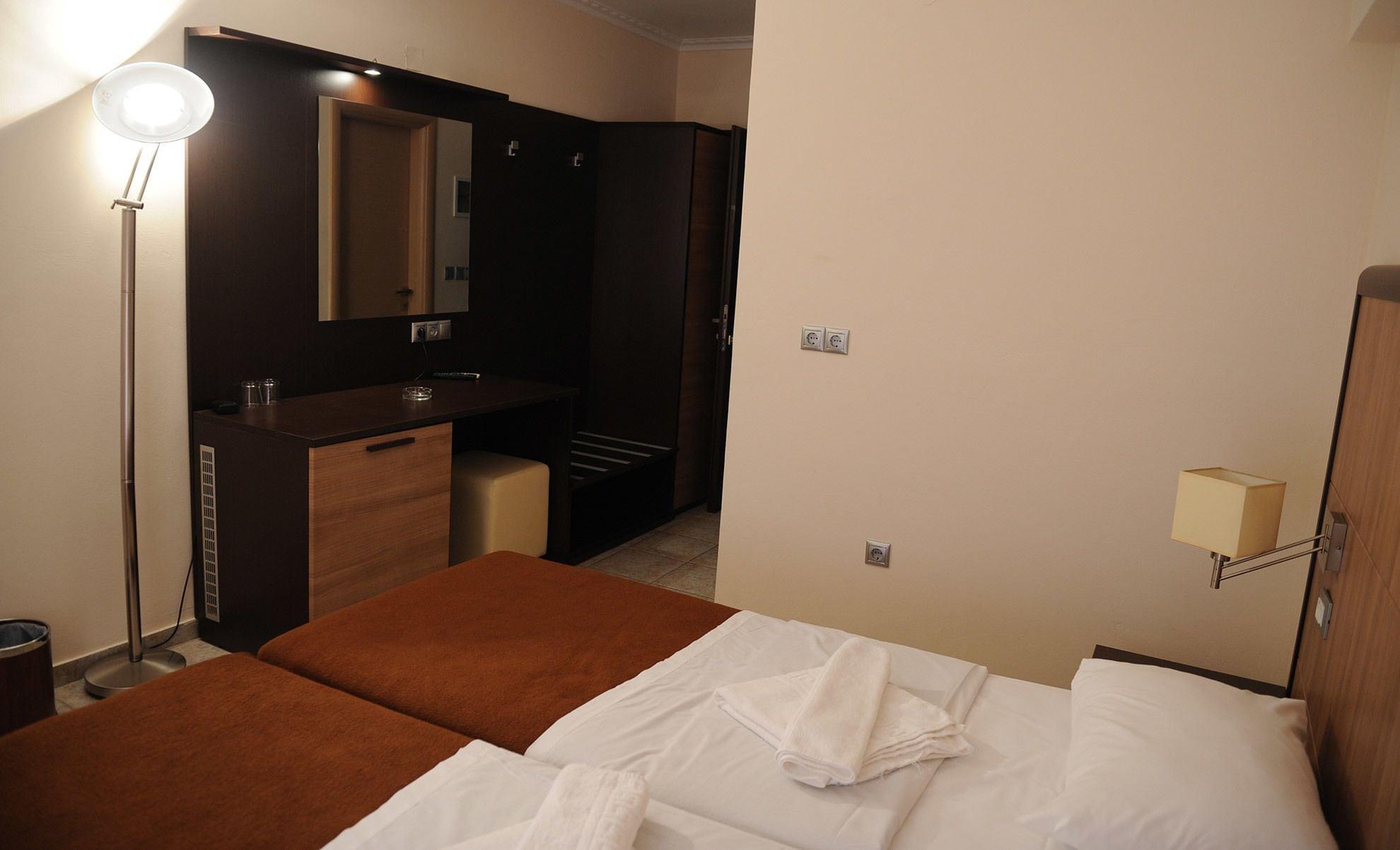 Kaiafas Lake Hotel Zaháro Kültér fotó