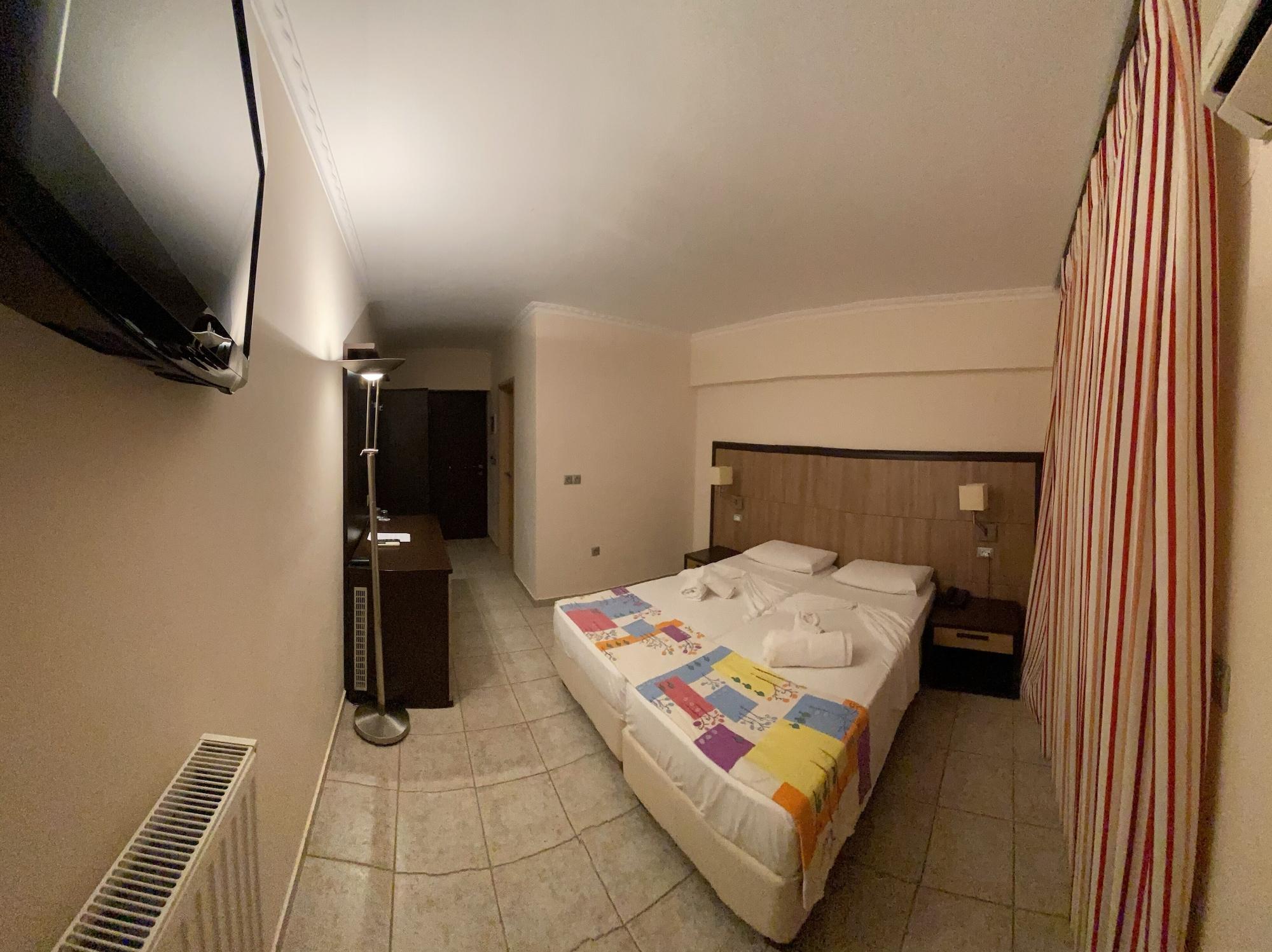 Kaiafas Lake Hotel Zaháro Kültér fotó
