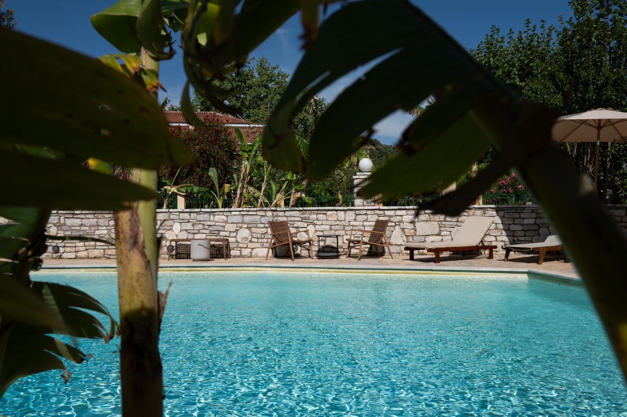 Kaiafas Lake Hotel Zaháro Kültér fotó